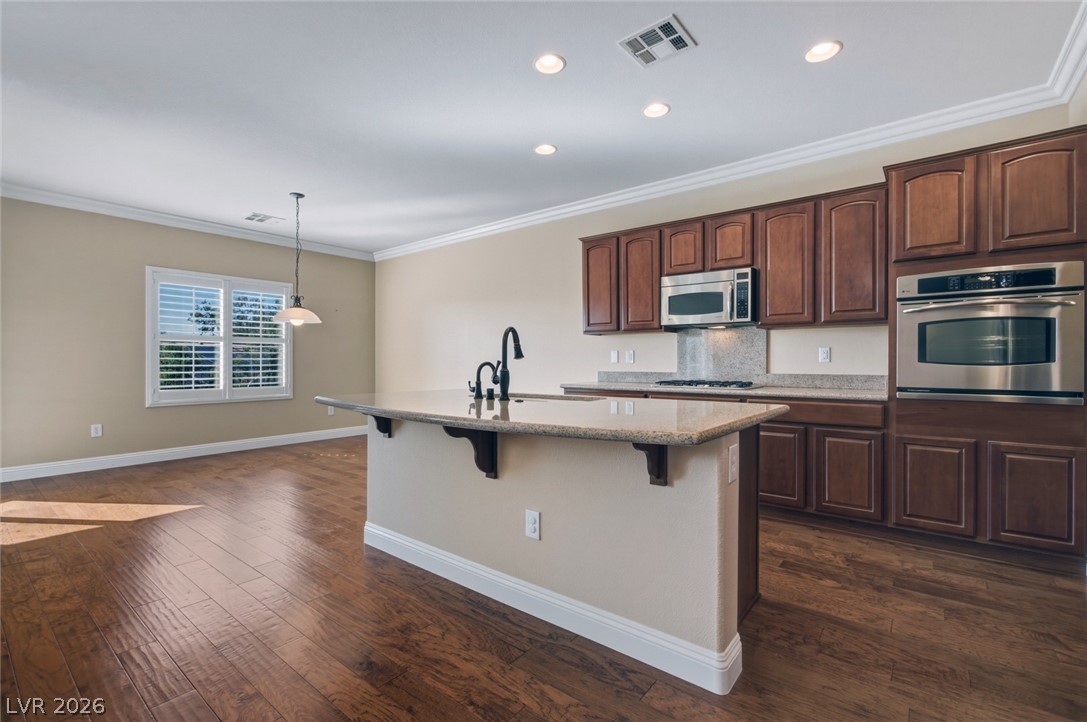 2123 Sandstone Cliffs Drive