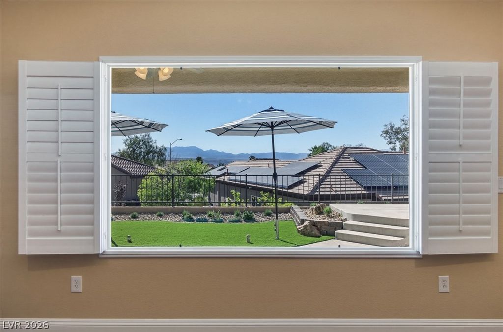 Photo of 2123 Sandstone Cliffs Drive, Henderson, NV 89044 (MLS # 2771271)
