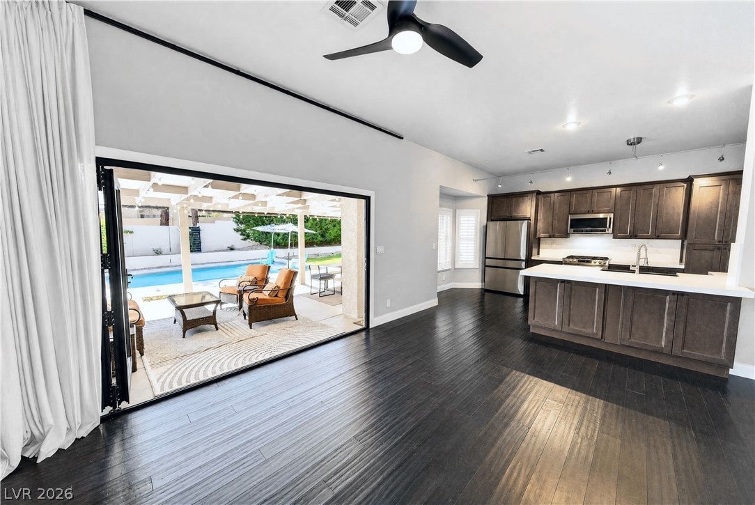 1740 Bluffs Drive