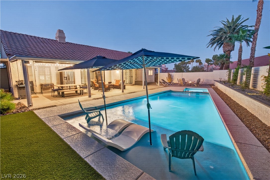 1740 Bluffs Drive