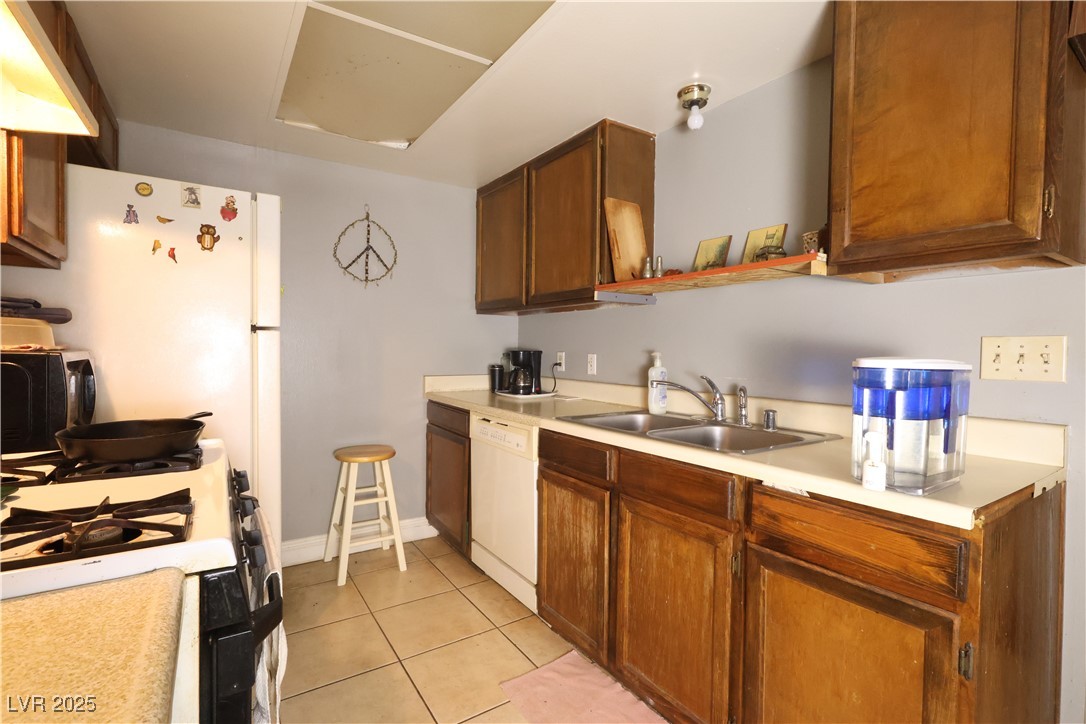 3008 Saint George Street #B, North Las Vegas, Nevada image 13