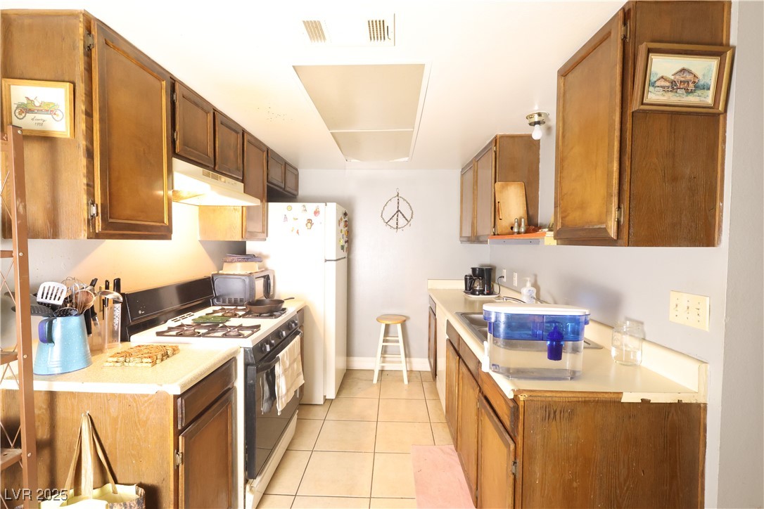 3008 Saint George Street #B, North Las Vegas, Nevada image 14