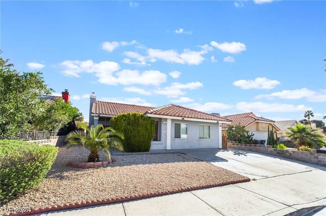 7076 Gunslinger Street