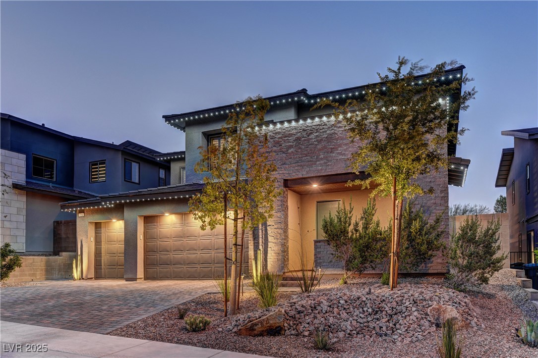 Properties 2 754 Agate Hills Street