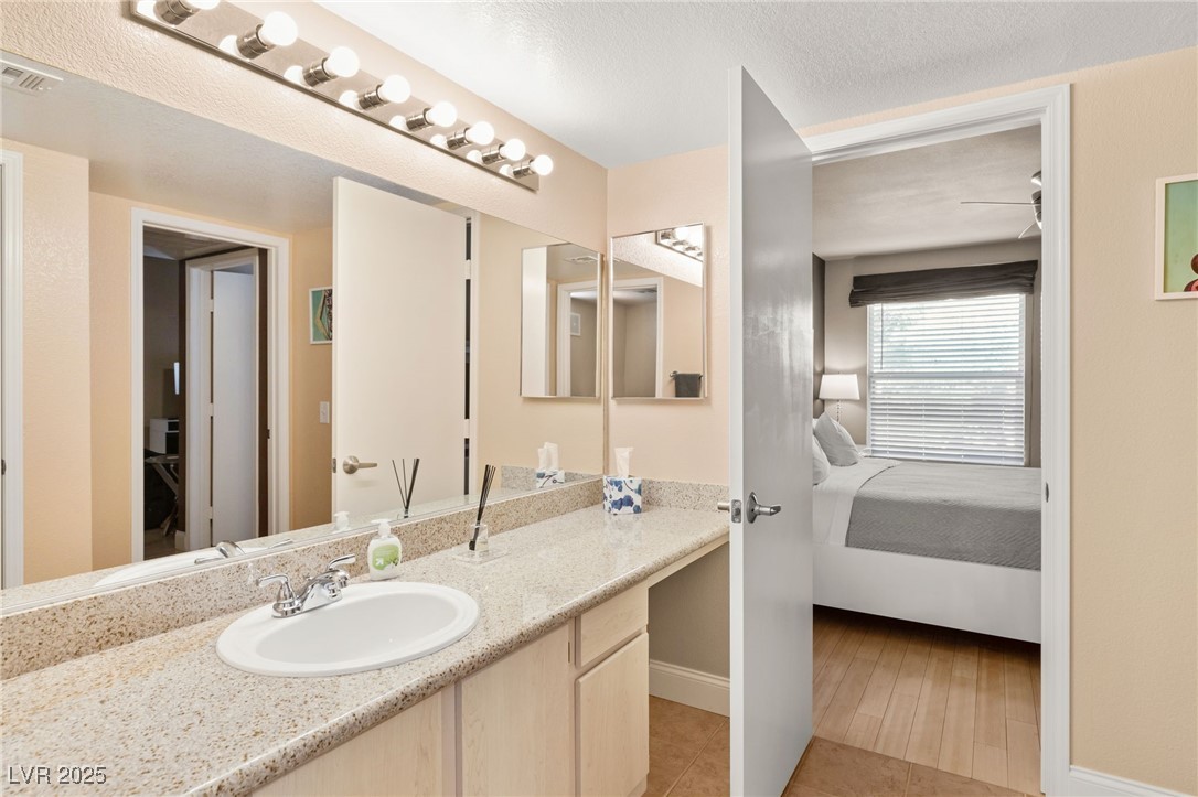 Las Vegas, Nevada 89183, United States, 1 Bedroom Bedrooms, ,1 BathroomBathrooms,Residential,Pending,3977