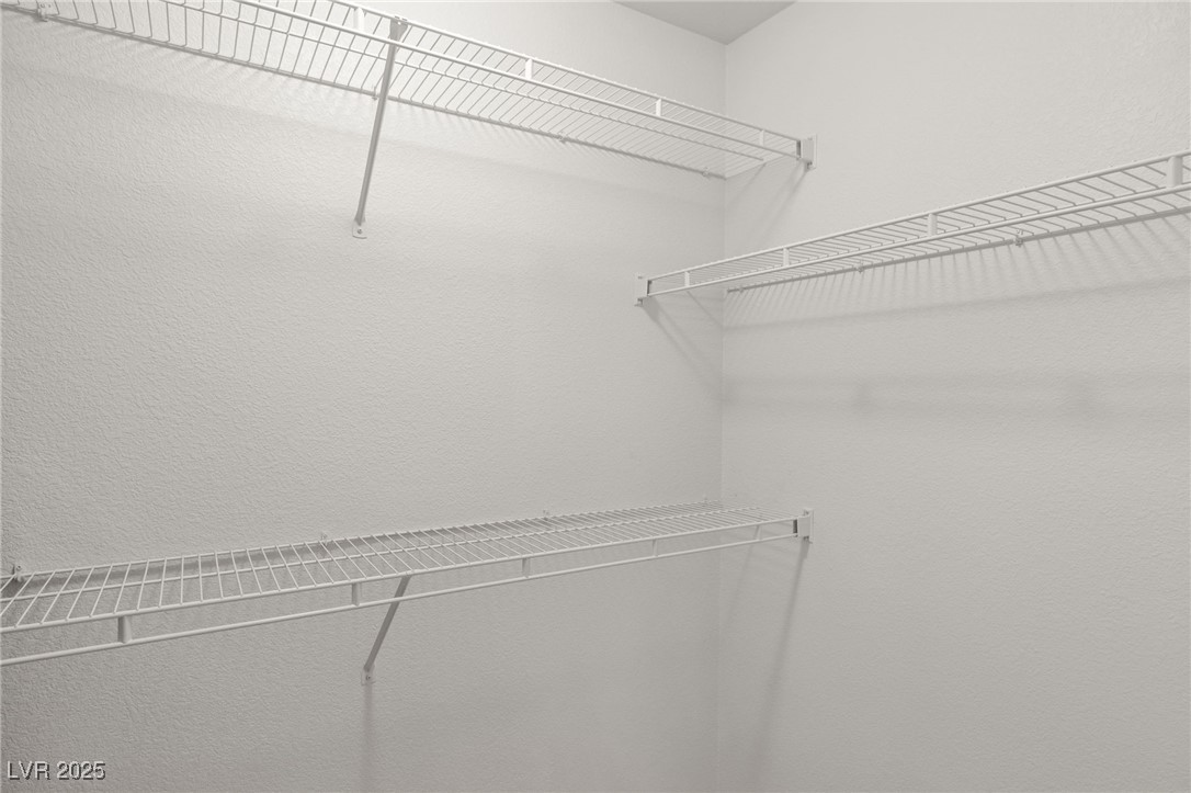 Las Vegas, Nevada 89183, United States, 1 Bedroom Bedrooms, ,1 BathroomBathrooms,Residential,Pending,3977