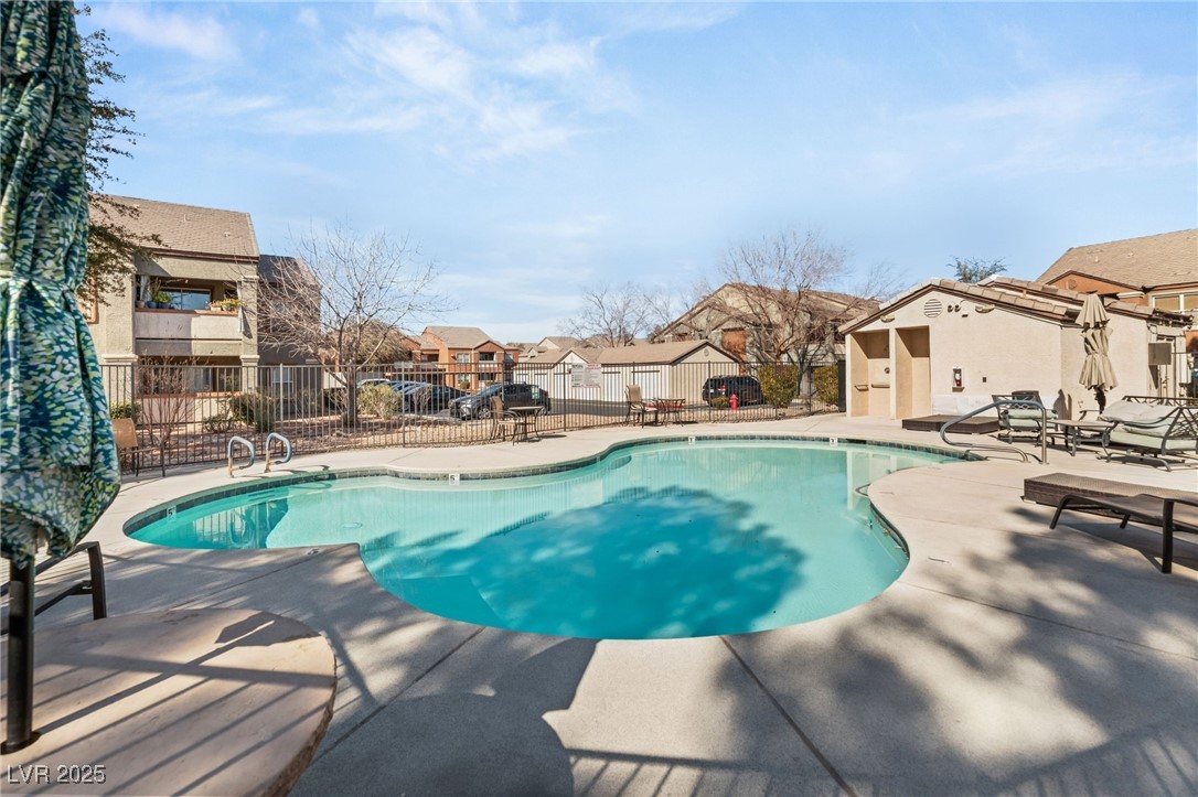 Las Vegas, Nevada 89183, United States, 1 Bedroom Bedrooms, ,1 BathroomBathrooms,Residential,Pending,3977
