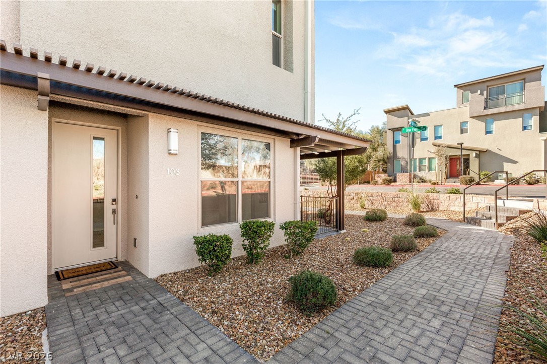 1246 Bow Peak Street 103