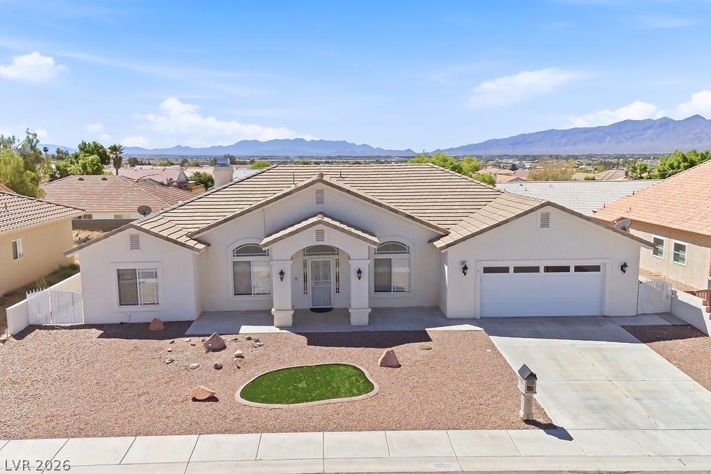 3571 E Vineyard Drive