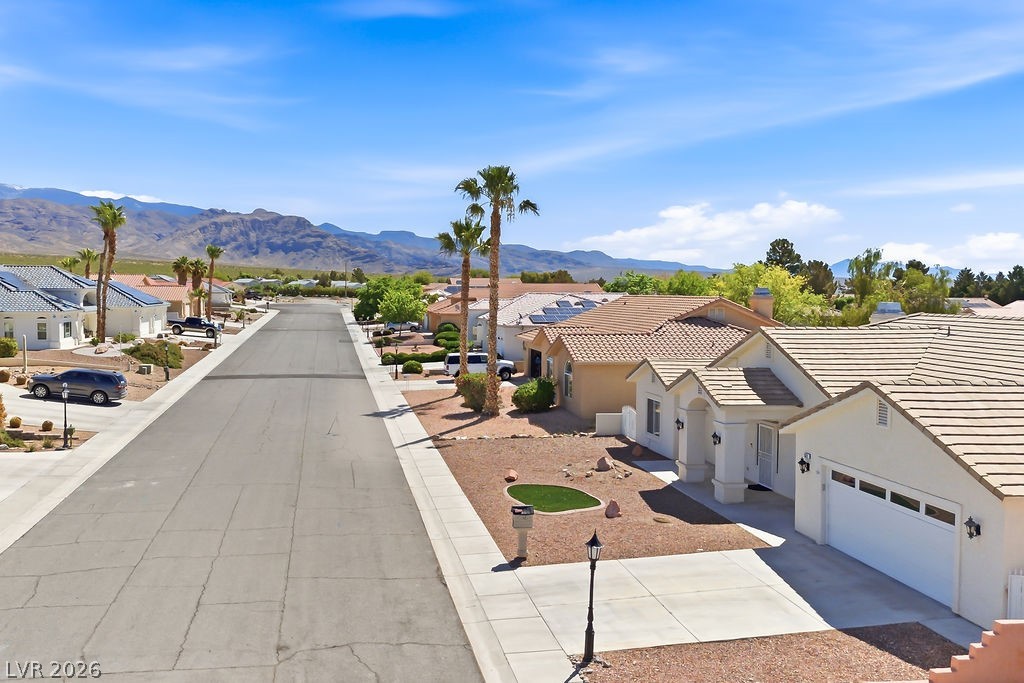 3571 E Vineyard Drive