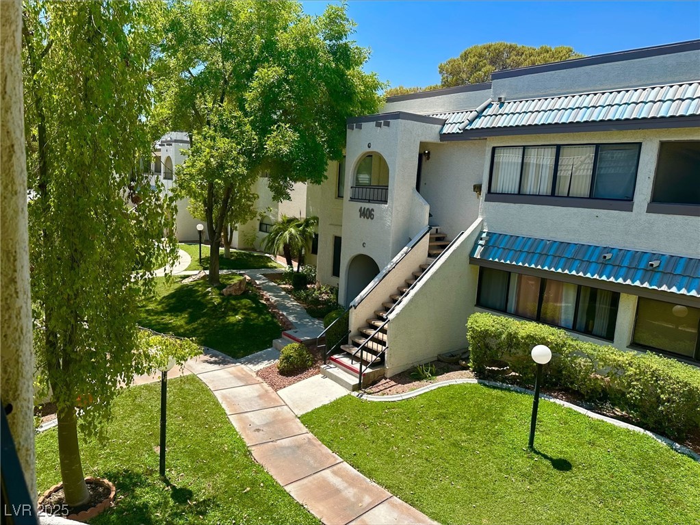 Las Vegas, Nevada 89146, United States, 2 Bedrooms Bedrooms, ,2 BathroomsBathrooms,Residential,Active,81131