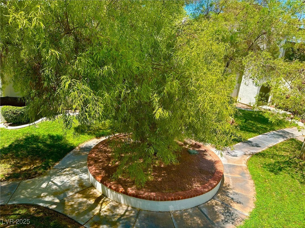 Las Vegas, Nevada 89146, United States, 2 Bedrooms Bedrooms, ,2 BathroomsBathrooms,Residential,Active,81131