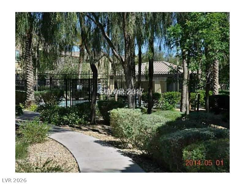 6868 SKY POINTE Drive 1041