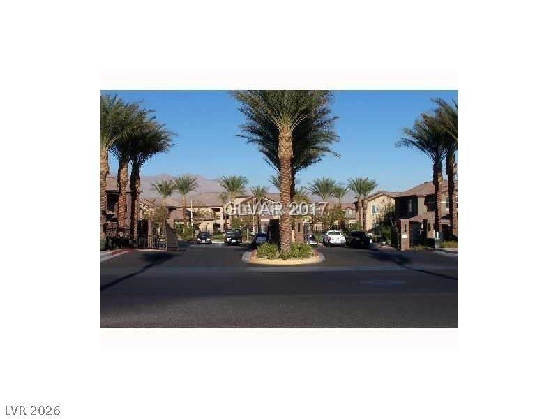 6868 SKY POINTE Drive 1041