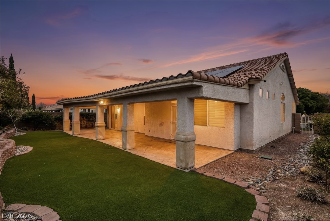 5871 Lost Valley Street