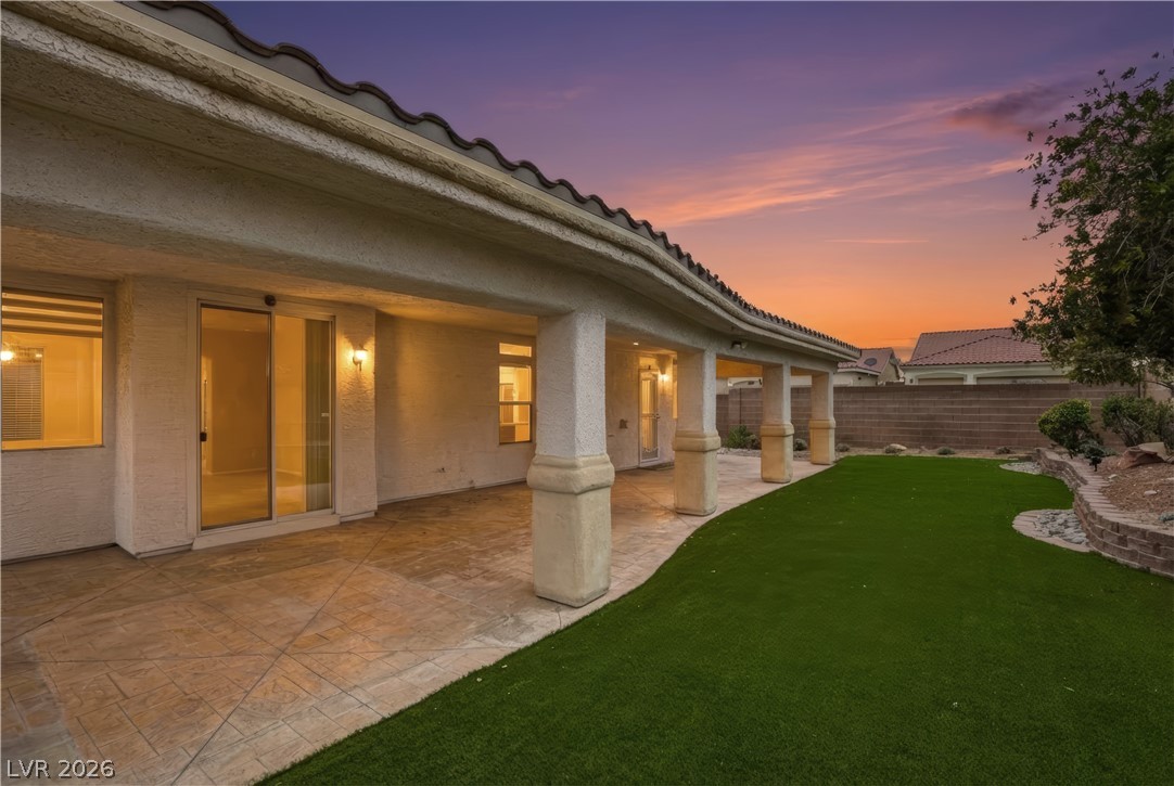 5871 Lost Valley Street