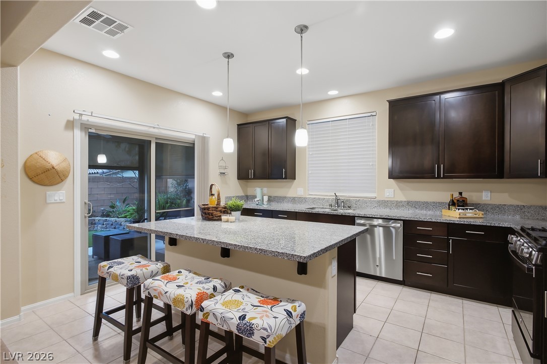 6736 Fort William Street