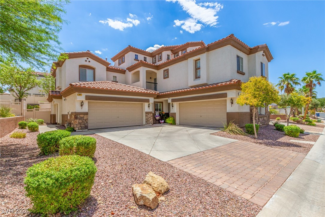 1092 Tuscan Sky Lane 1