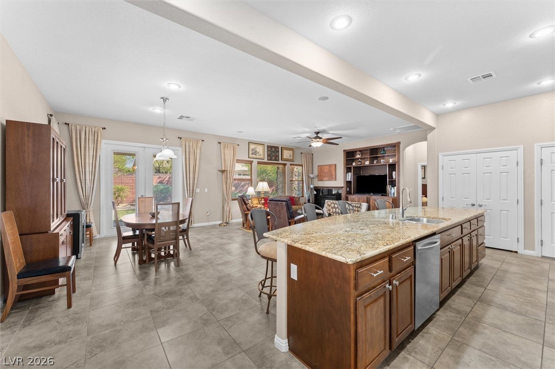 5540 Candle Pine Way