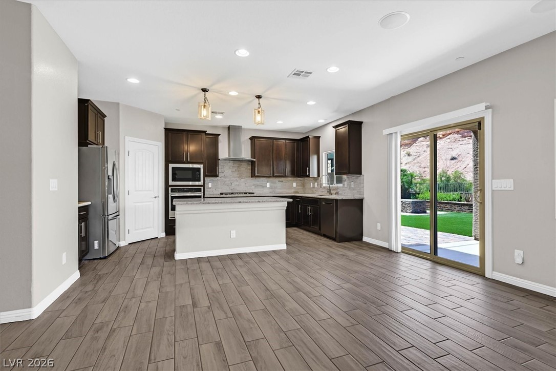 1702 Sonoran Bluff Avenue