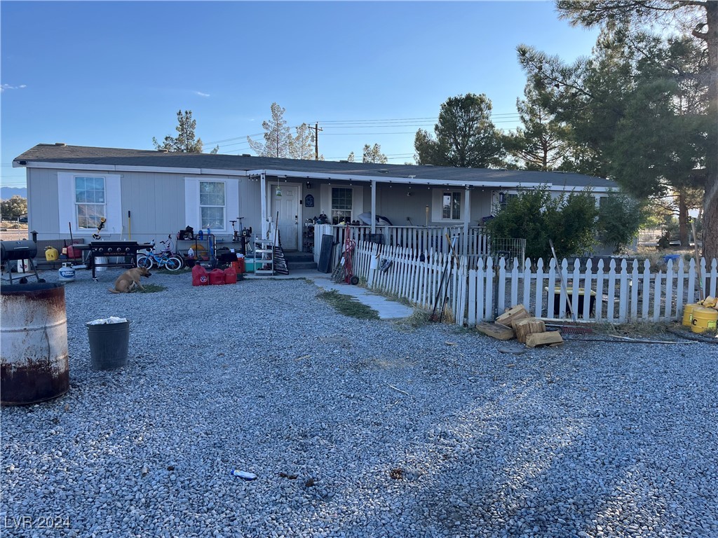 View Pahrump, NV 89048 mobile home