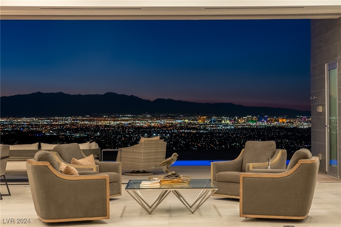 667 Palisade Rim Drive, Henderson, Nevada image 1