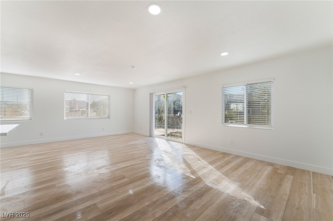 2357 Flaming Gorge Street, Las Vegas, Nevada image 4