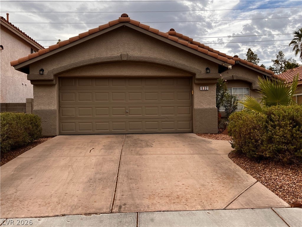 932 Rainbow Rock Street