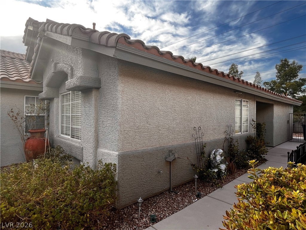 932 Rainbow Rock Street