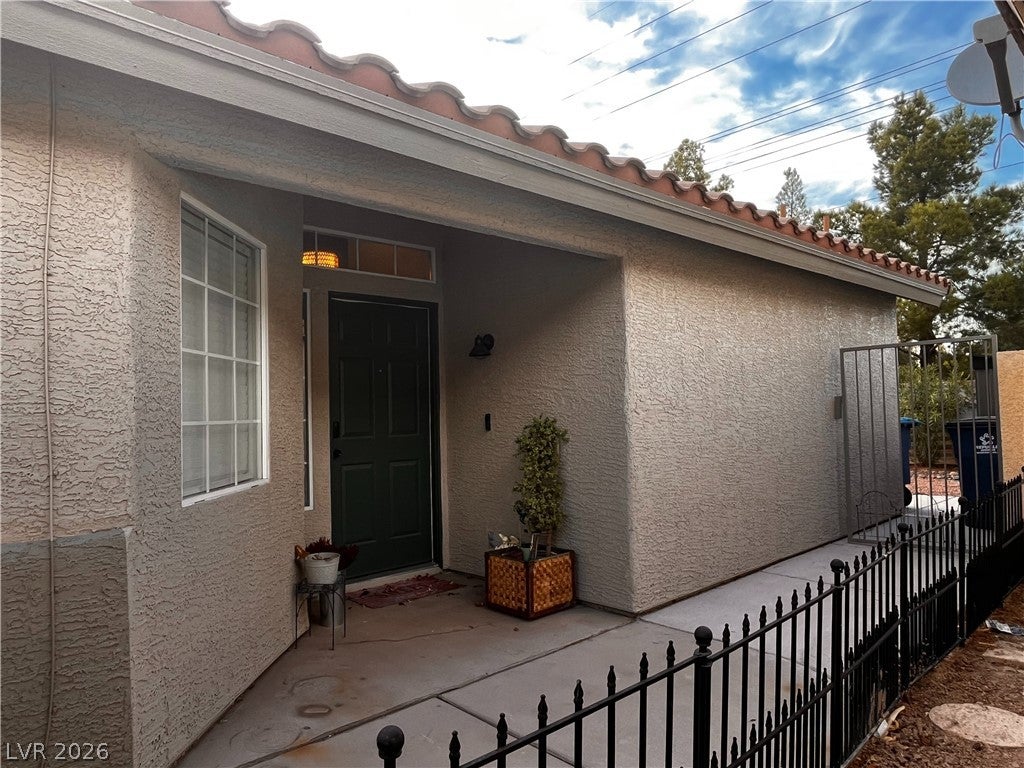 932 Rainbow Rock Street