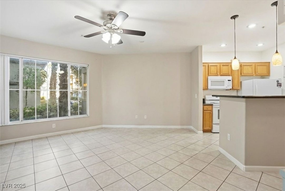 7147 S Durango Drive 111