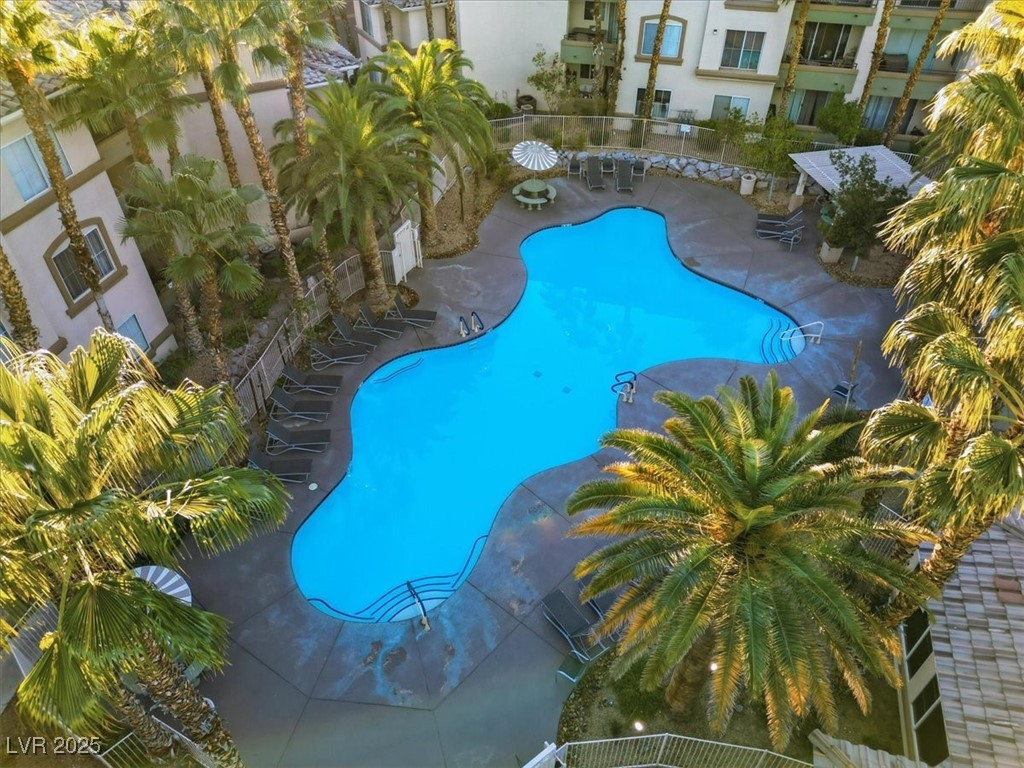 7147 S Durango Drive 111