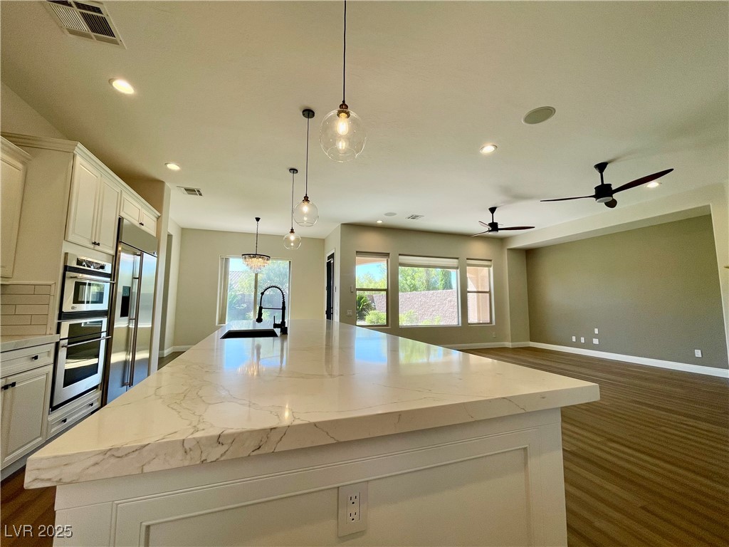 2805 Proust Court
