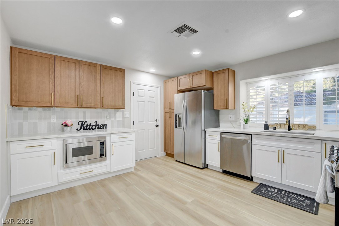 6987 Emerald Springs Lane