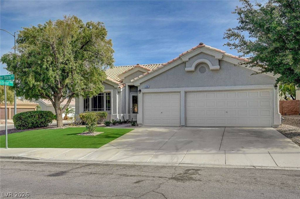 Photo of 1104 Winter Storm Drive, Henderson, NV 89052 (MLS # 2759634)