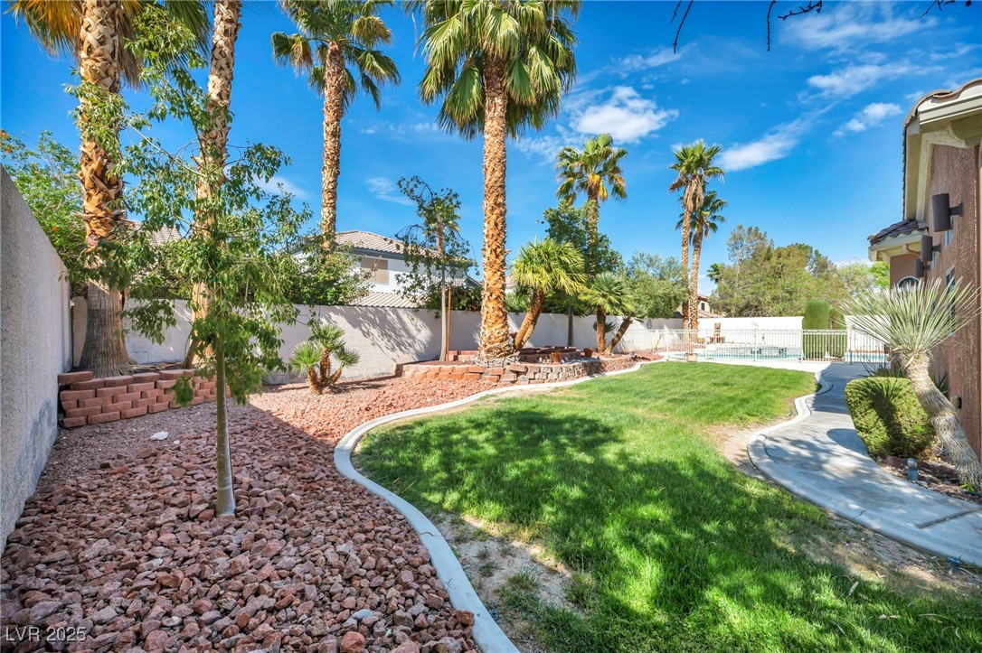 8216 W Hammer Lane, Las Vegas, Nevada image 21