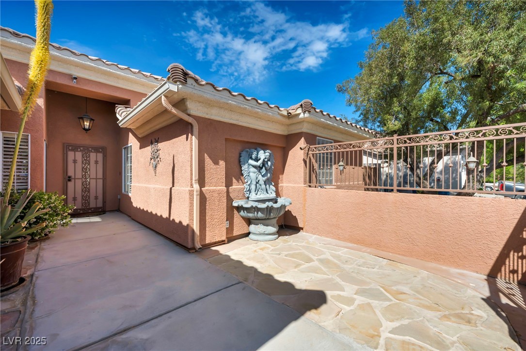 8216 W Hammer Lane, Las Vegas, Nevada image 12