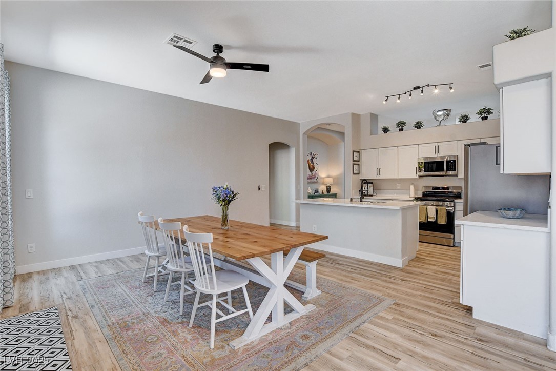 8240 W Gilmore Avenue, Las Vegas, Nevada image 23