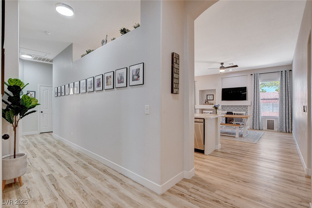 8240 W Gilmore Avenue, Las Vegas, Nevada image 35