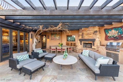 Tiny photo for 1558 Harvard Avenue, Washington, UT 84780 (MLS # 2660030)