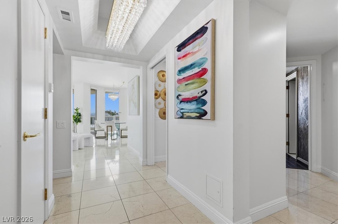 2877 Paradise Road 1505
