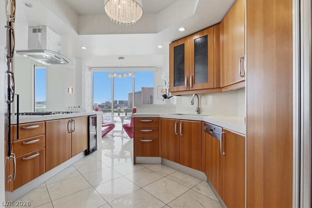 2877 Paradise Road 1505