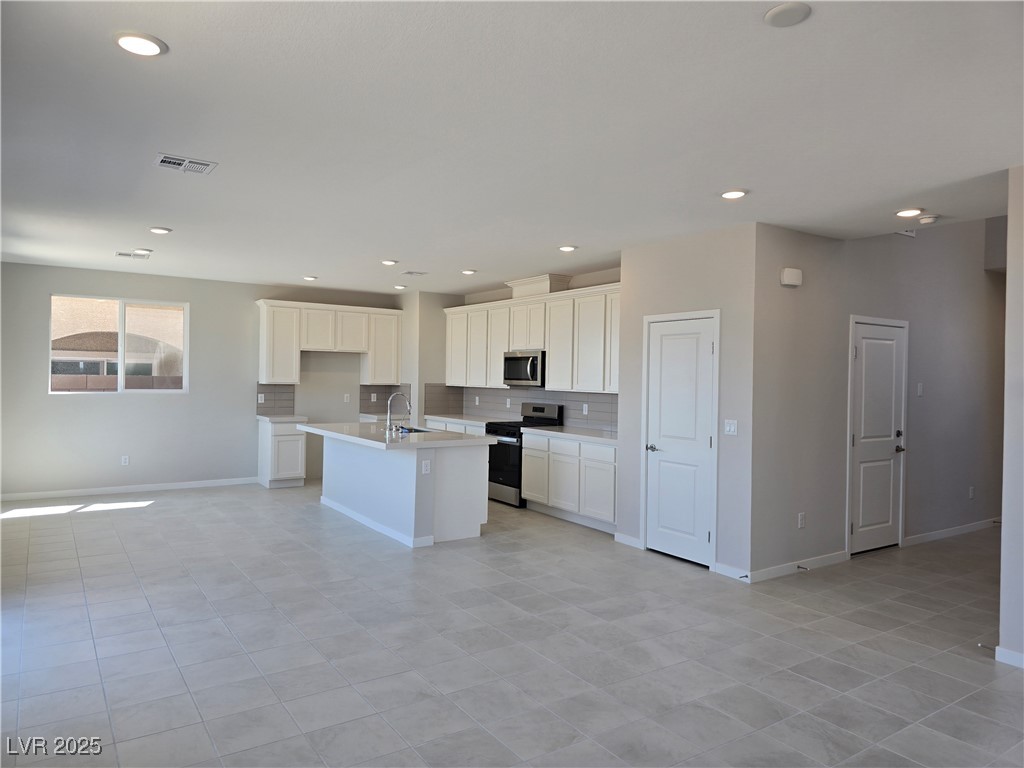 5052 Eagle Way