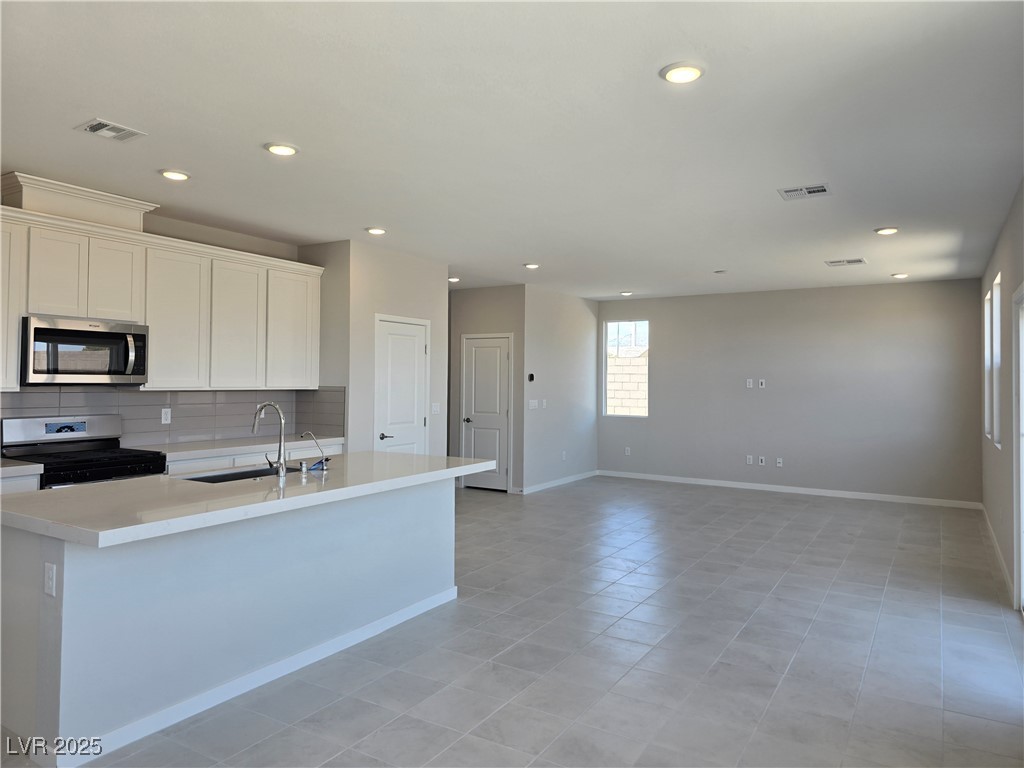 5052 Eagle Way