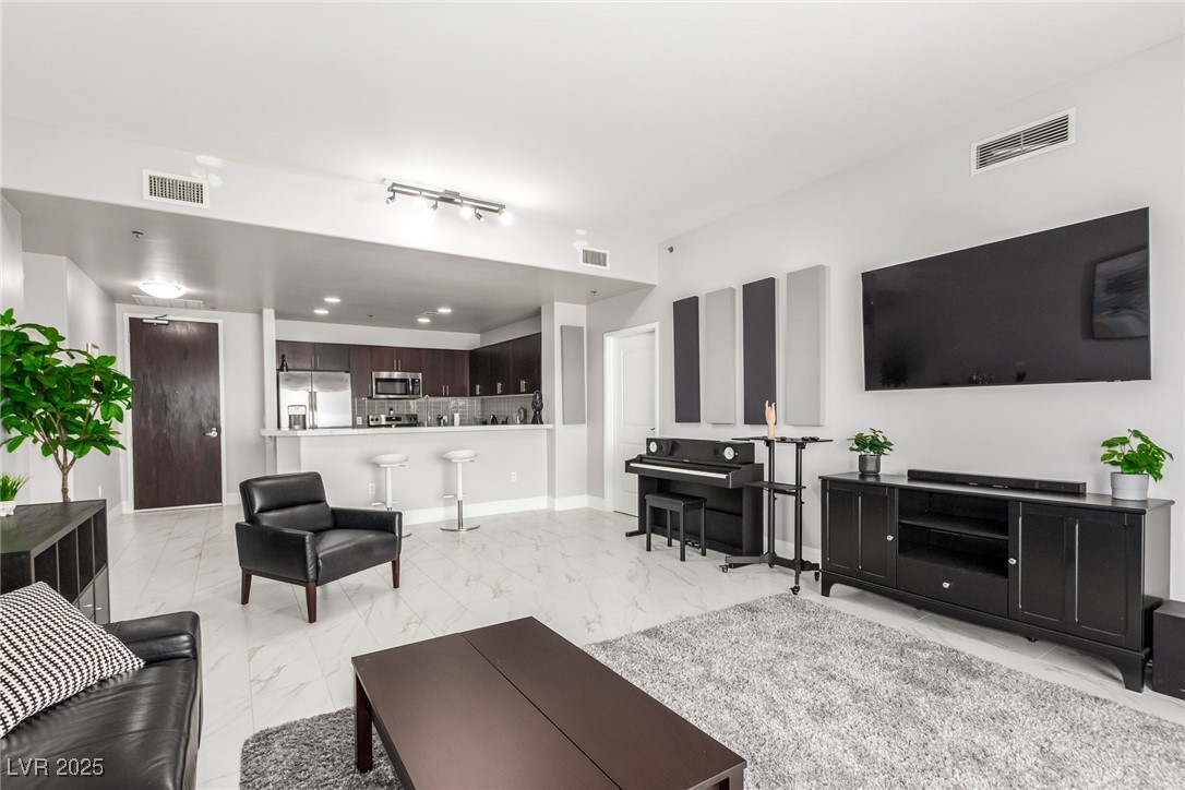 8255 Las Vegas Boulevard #1908, Las Vegas, Nevada image 3