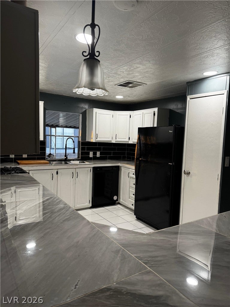 3785 Kolanut Lane