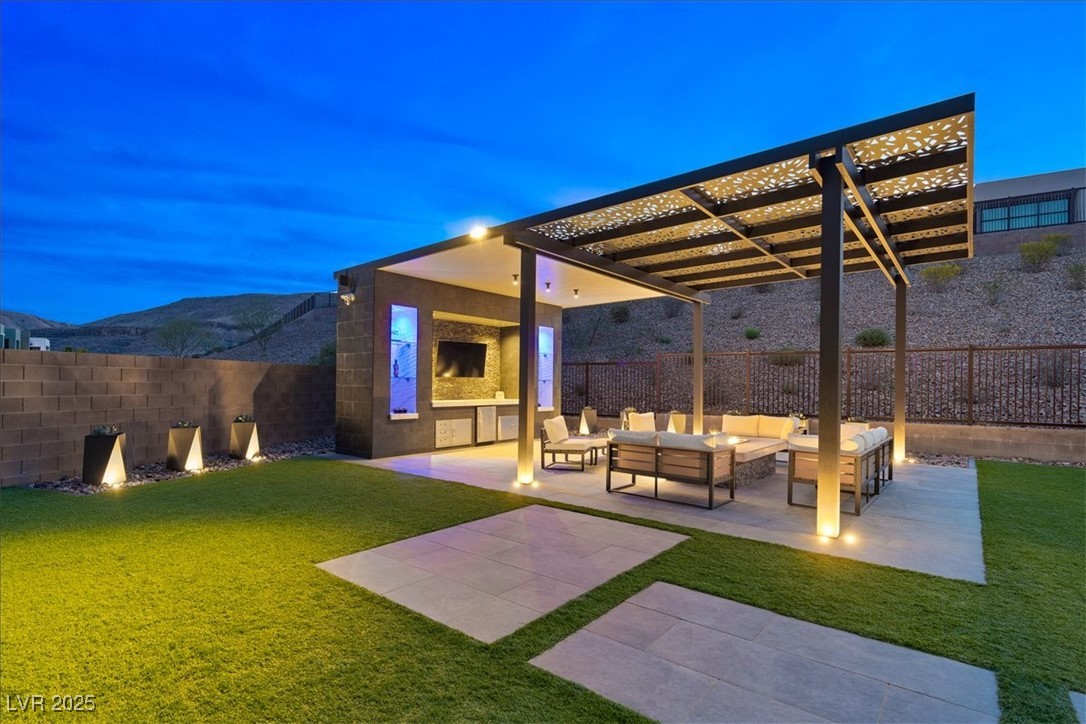 5231 Iron River Court
