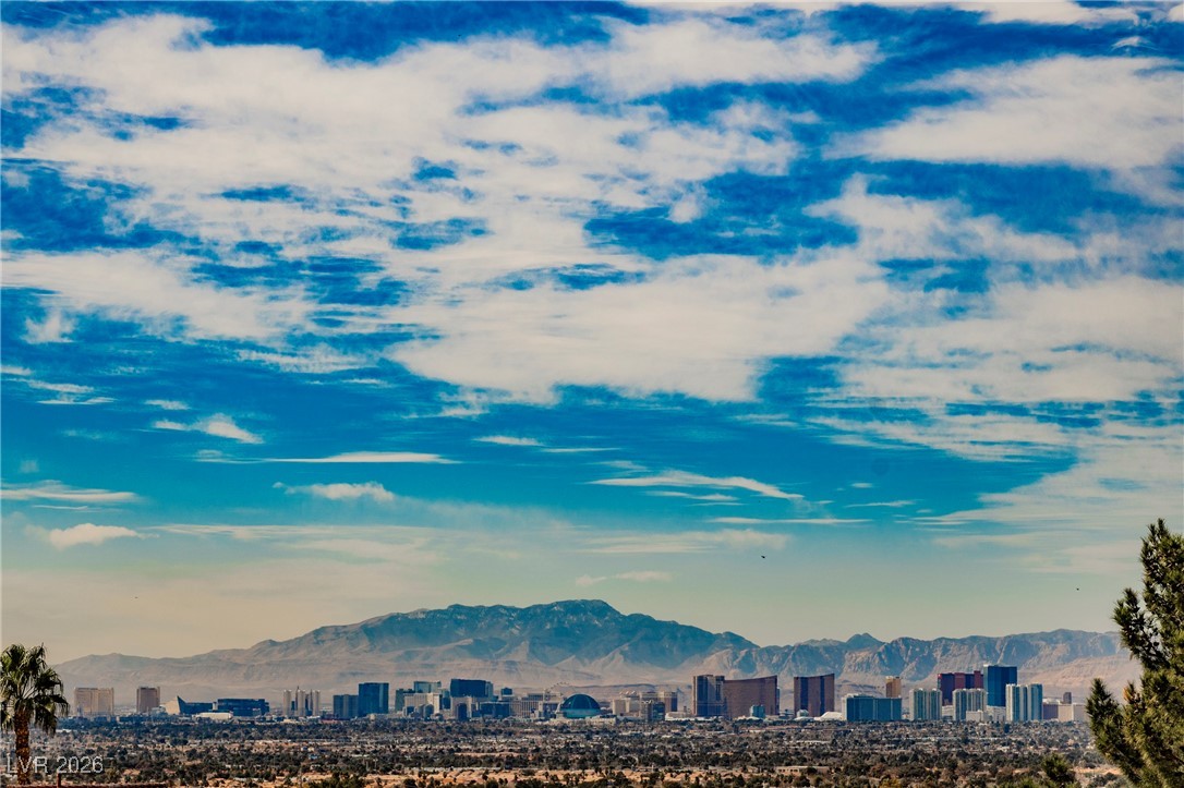 1259 N Hollywood Boulevard