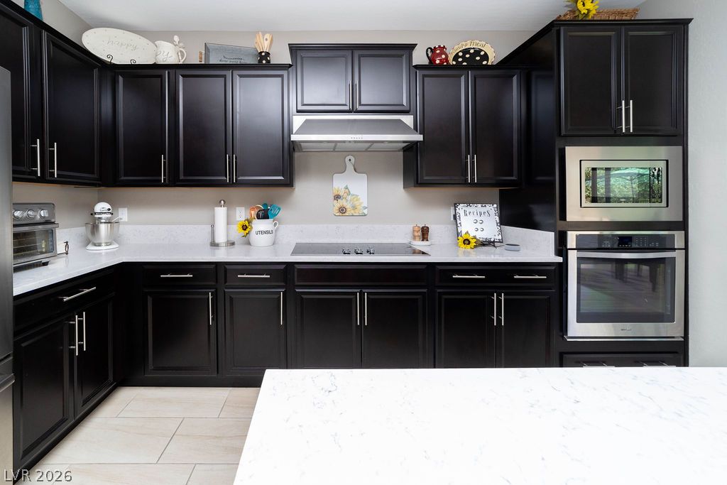 1487 Rainbow Bend