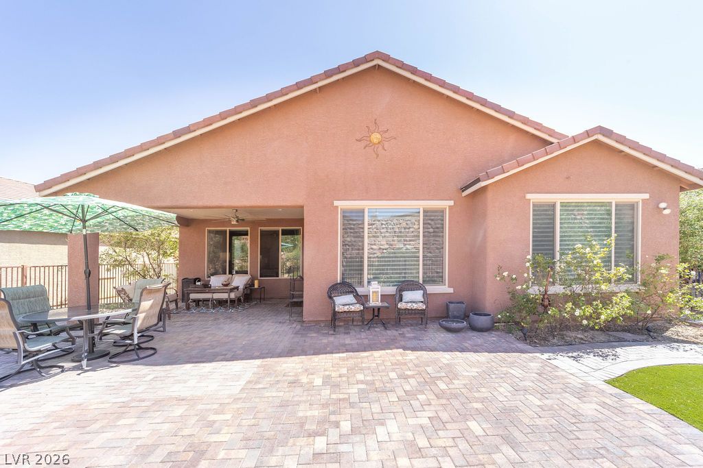 1487 Rainbow Bend